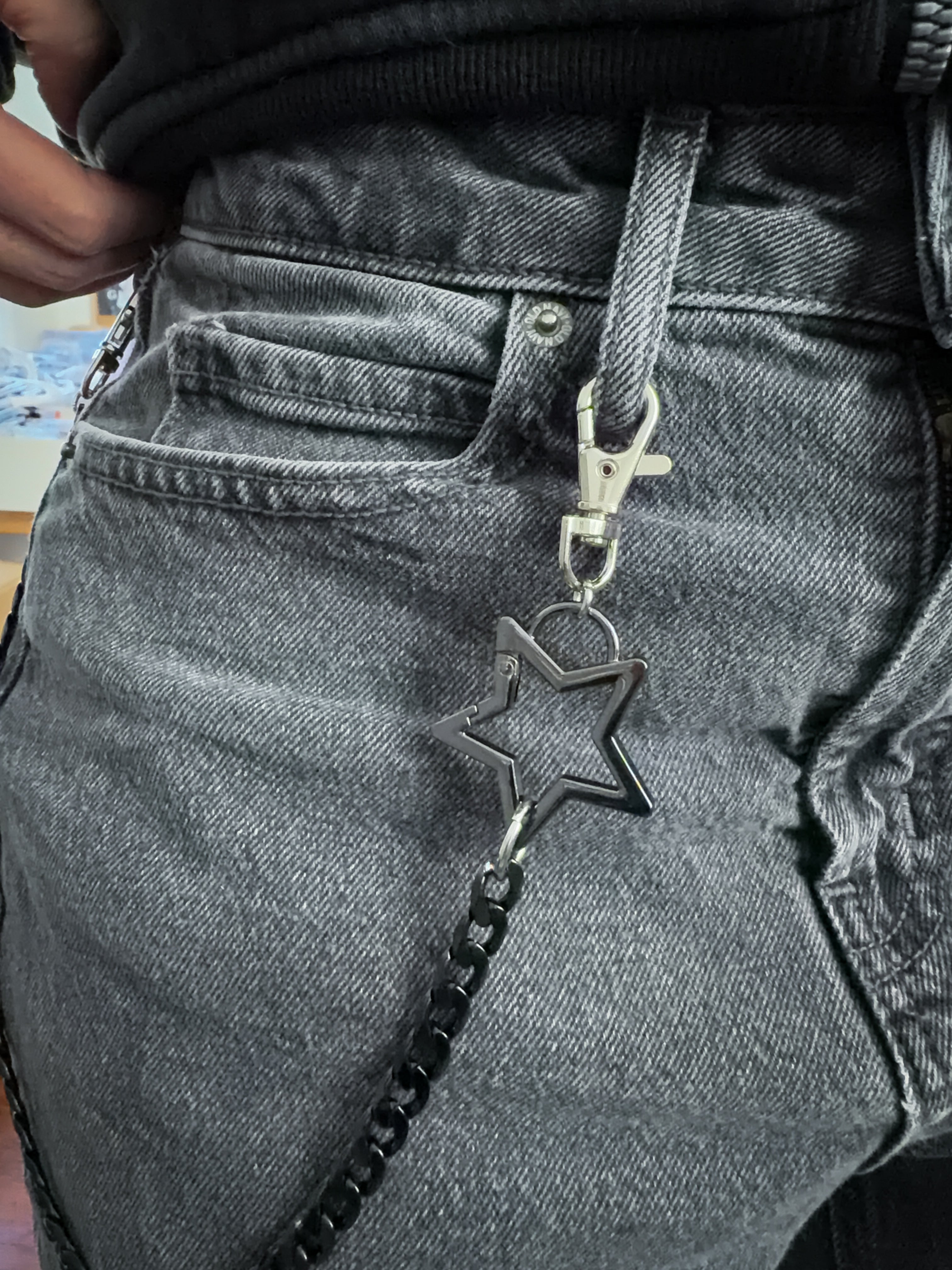 Star Carabiner Pants Chain Black