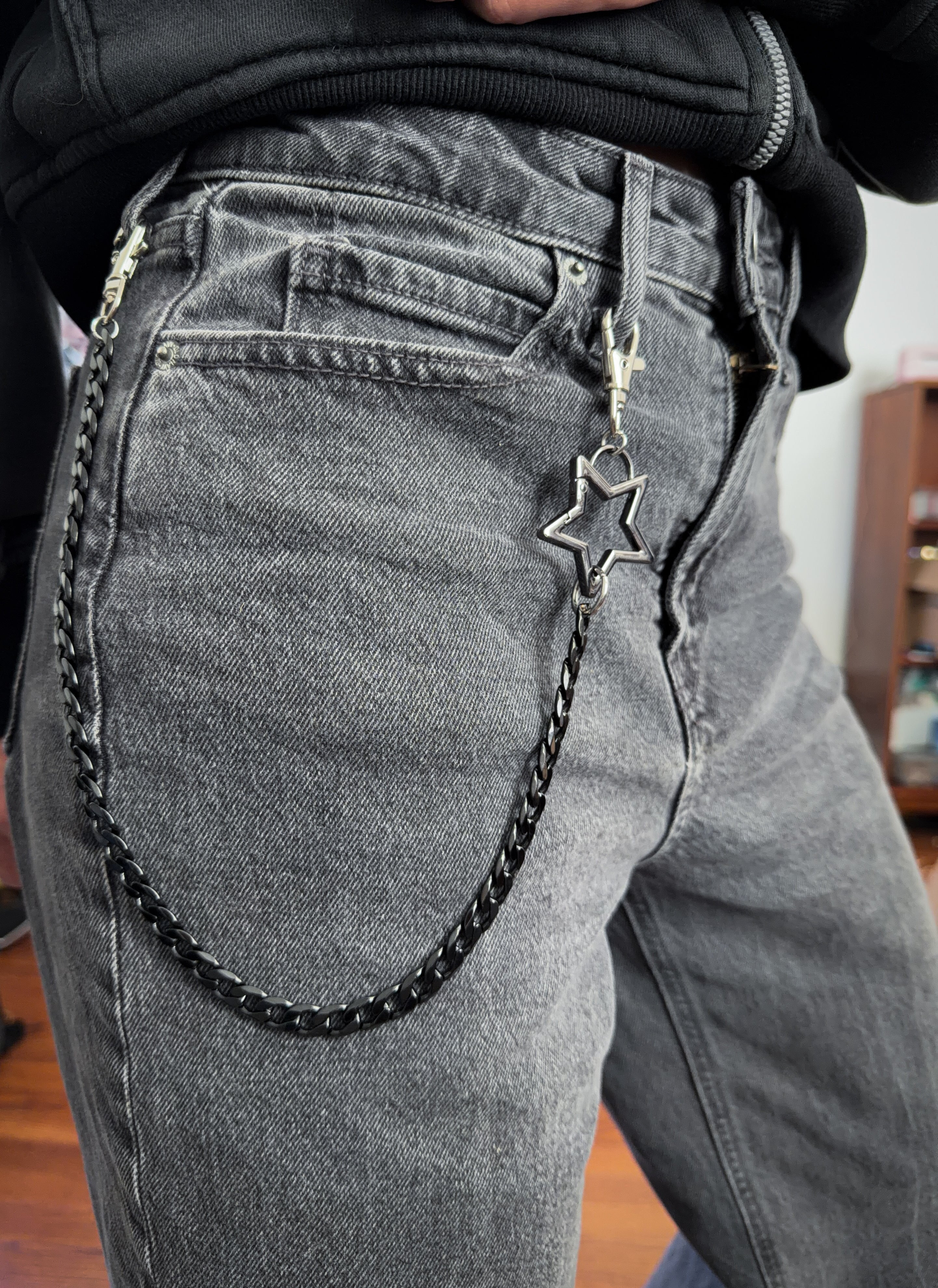 Star Carabiner Pants Chain Black