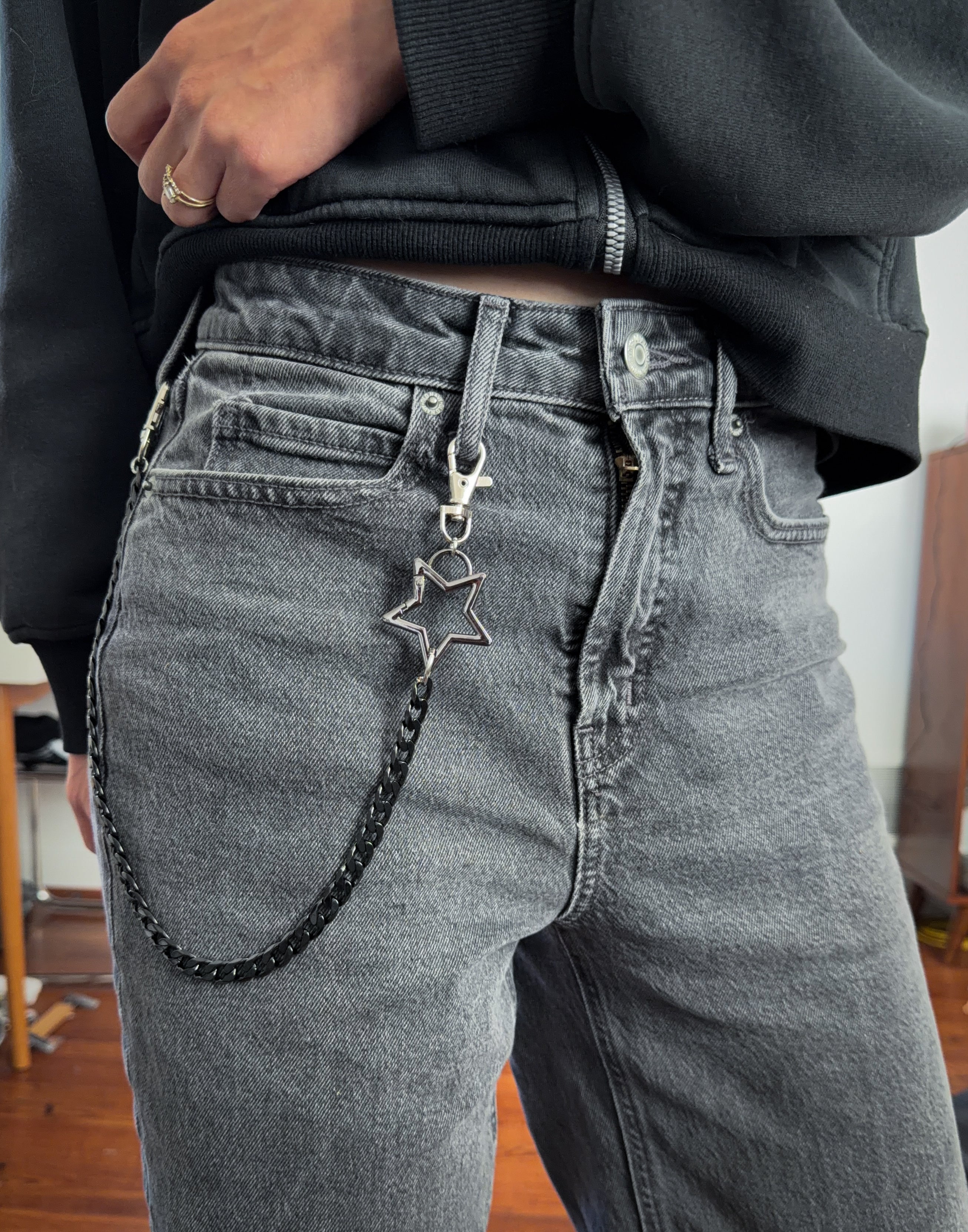 Star Carabiner Pants Chain Black