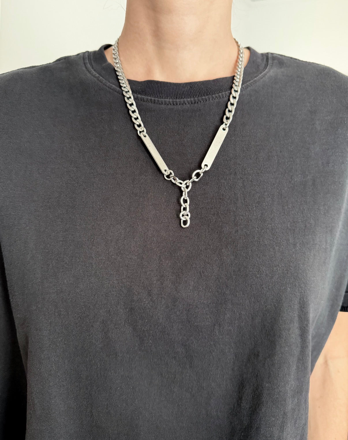 Linear Link Lariat