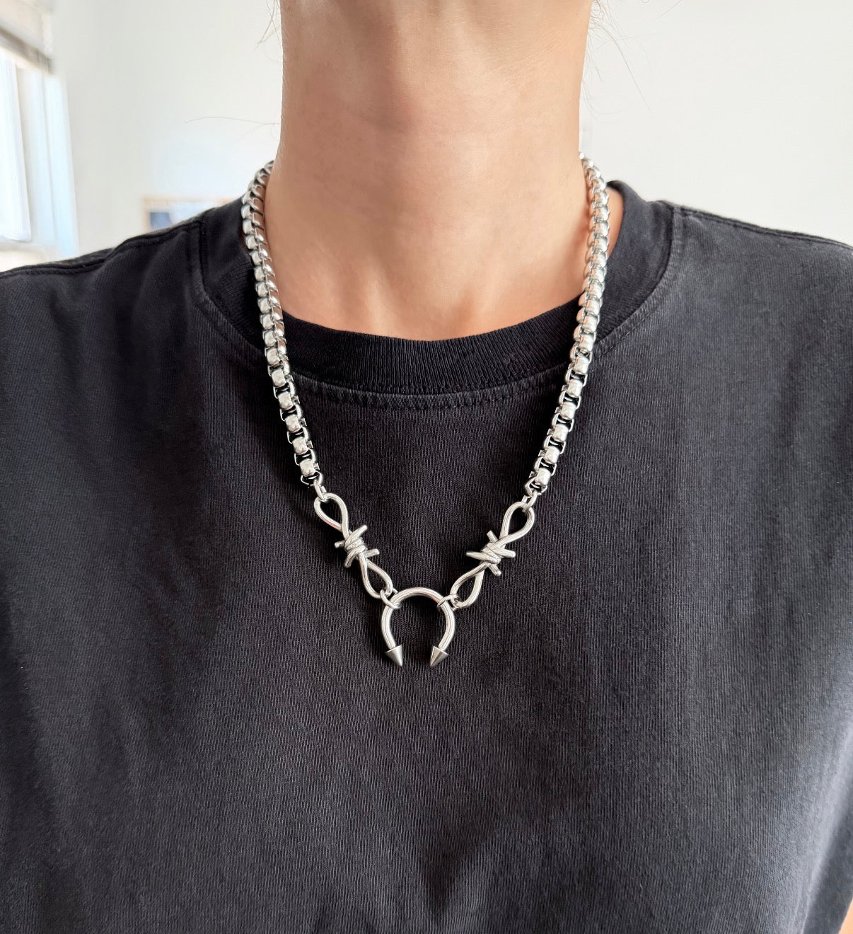 Spike and Wire Chain